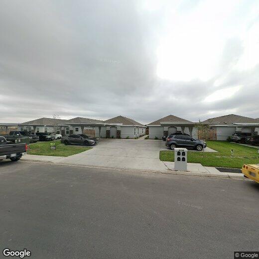 2108 Redbud Ln Unit 1, Weslaco, TX 78596 Room for Rent in Weslaco, TX