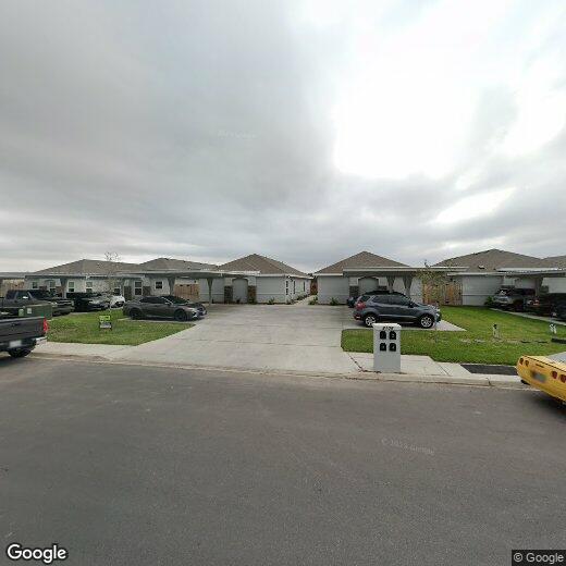 2108 Redbud Ln Unit 1, Weslaco, TX 78596 Room for Rent in Weslaco, TX