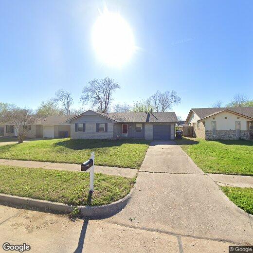 Primary Photo - 302 Mt Vernon Dr