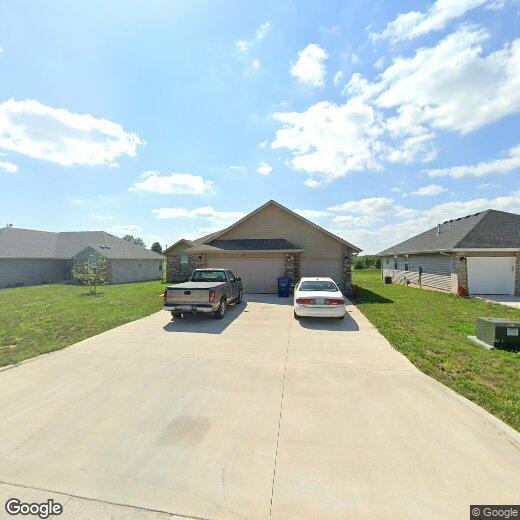 142 Bluebird Ave, Rogersville, MO 65742 House Rental in Rogersville