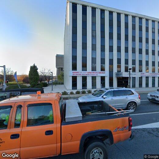 Primary Photo - 216 N River St