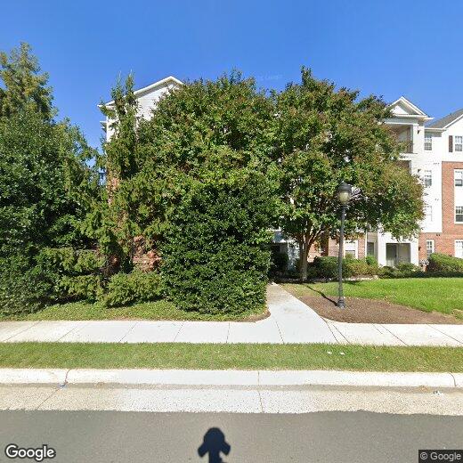 12913 Centre Park Cir Unit 301, Herndon, VA 20171 Condo for Rent in