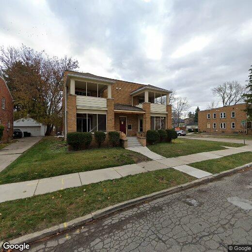 Primary Photo - 207 S Pleasant St
