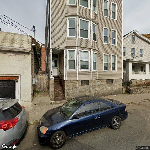 825 E Main St Unit 1st fl, Waterbury, CT 06705 Apartment for Rent in