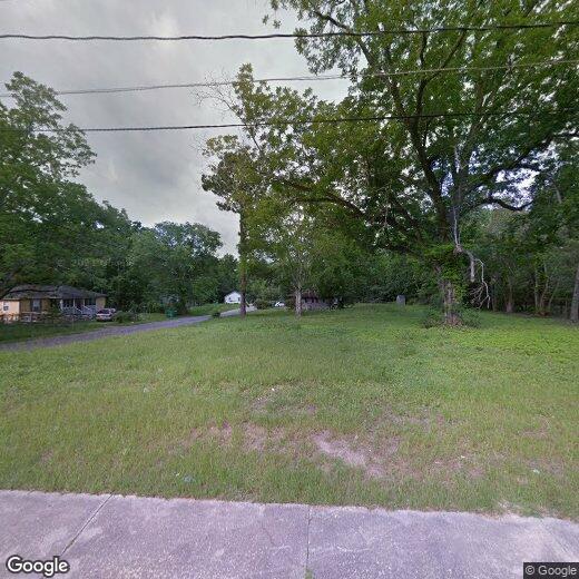 Primary Photo - 801 Davis Ave