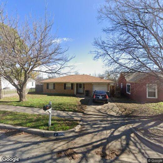 Primary Photo - 2625 Putnam St