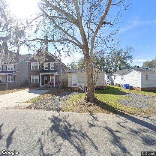 Foto principal - 4989 Chateau Ave