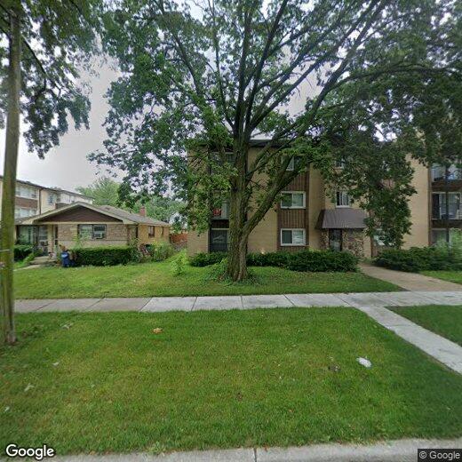 1443 Ashland Ave Unit 13, Des Plaines, IL 60016 Room for Rent in Des
