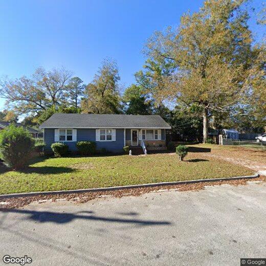 Primary Photo - 215 Evans St