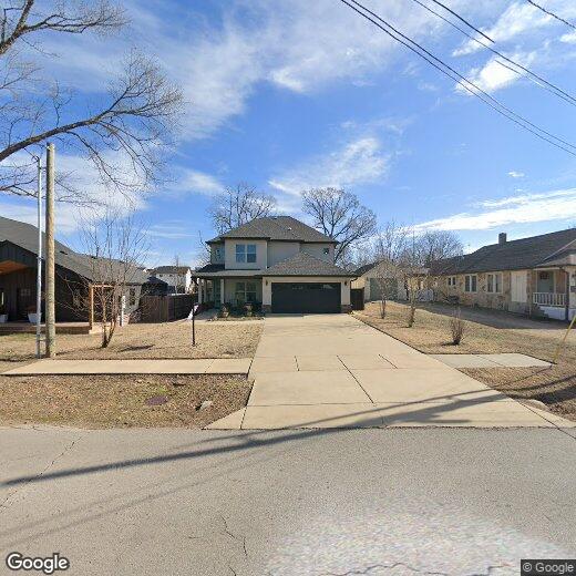 Primary Photo - 113 SE F St