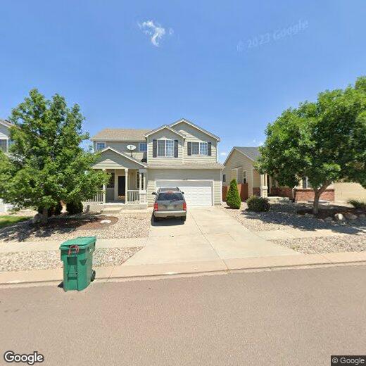 Foto principal - 3 bedroom 2.5 bath 2 car garage with A/C