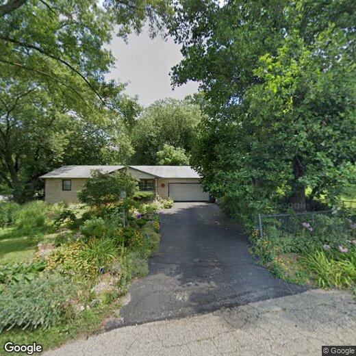 Primary Photo - 3-bedroom, corner lot, full basement!
