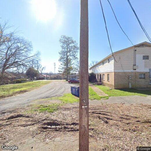 Primary Photo - 908 4th Ave W