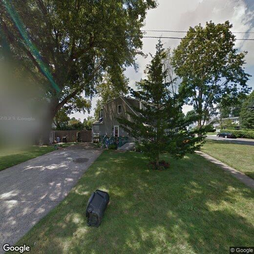 Primary Photo - 901 Woodcrest Dr