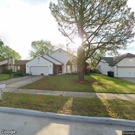 Primary Photo - 1819 N Aster Pl