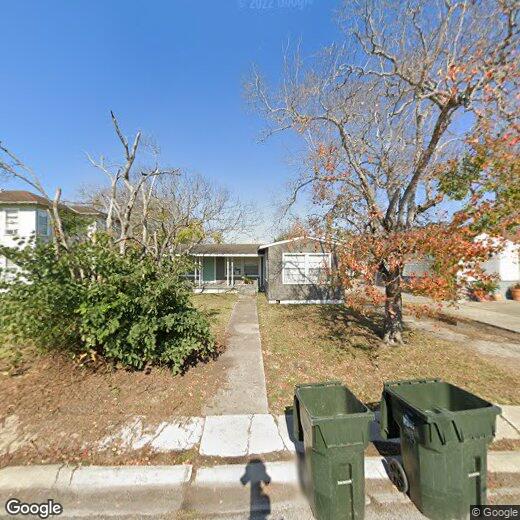 Primary Photo - 810 Indiana Ave