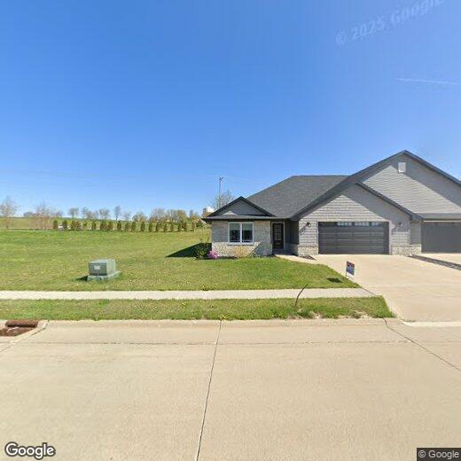 3555 Charleston Ct, Dubuque, IA 52002 Townhome Rentals in Dubuque IA