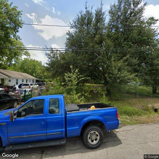 Foto principal - 4902 Higgins St