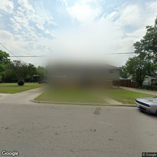 Foto principal - 1003 S Houston St