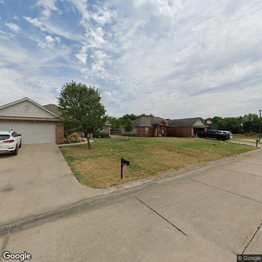 2831 Lariat Ln, Claremore, OK 74017 House Rental in Claremore, OK