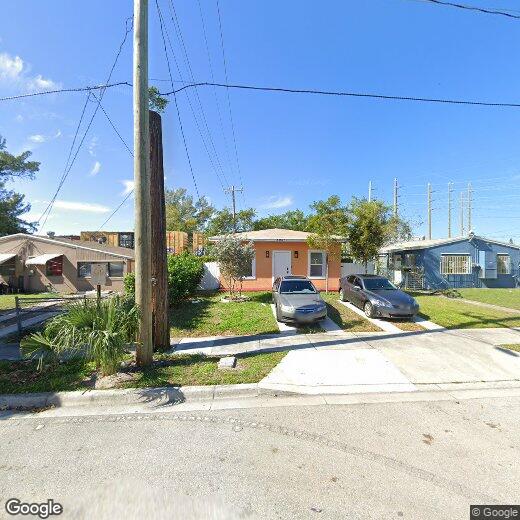 Primary Photo - 5957 Pinewood Ave