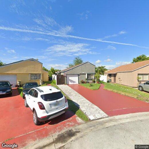 Primary Photo - Charming 2-Bed, 2-Bath Home with Fenced Ya...