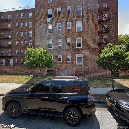 Primary Photo - 1489 Shore Pkwy