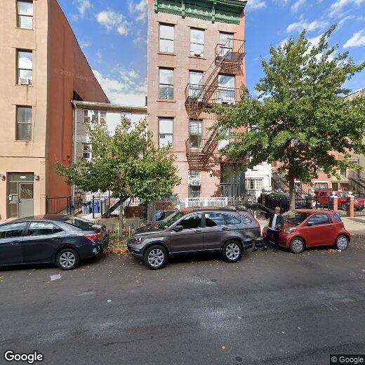 Primary Photo - 921 Gates Ave