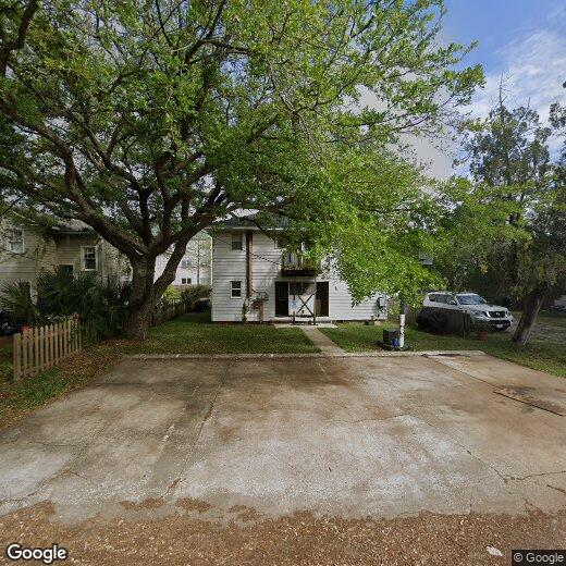 Primary Photo - 830 Phillips St