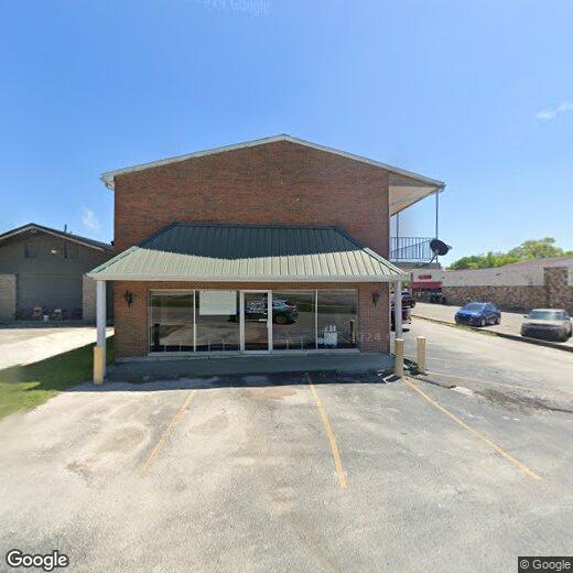 Primary Photo - 620 E Maple St