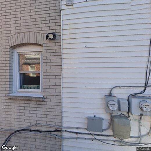 Primary Photo - 448 Tilghman St