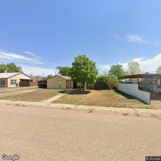 323 S Grain St, Crosbyton, TX 79322