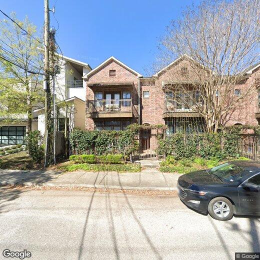 Primary Photo - 113 Roy St