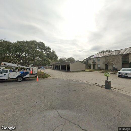 Primary Photo - 302 St Andrews St