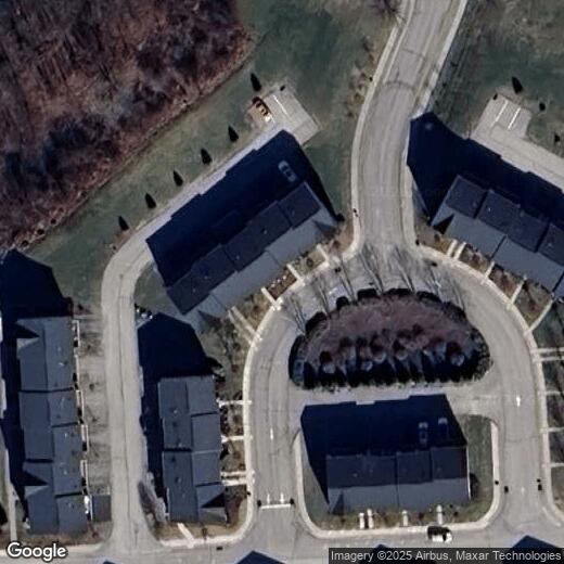Primary Photo - 2801 Pointe View Dr