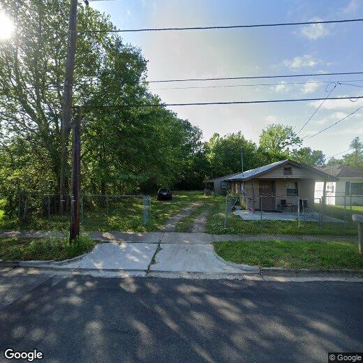 Primary Photo - 2619 Berkley Ave