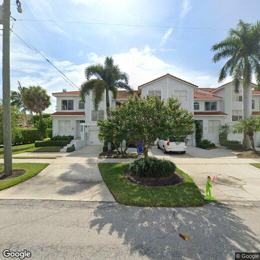 974 5th St S, Naples, FL 34102 Townhouse for Rent in Naples, FL