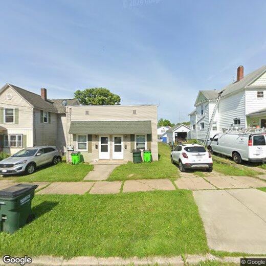 236 16th St NW, Barberton, OH 44203 Apartment for Rent in Barberton