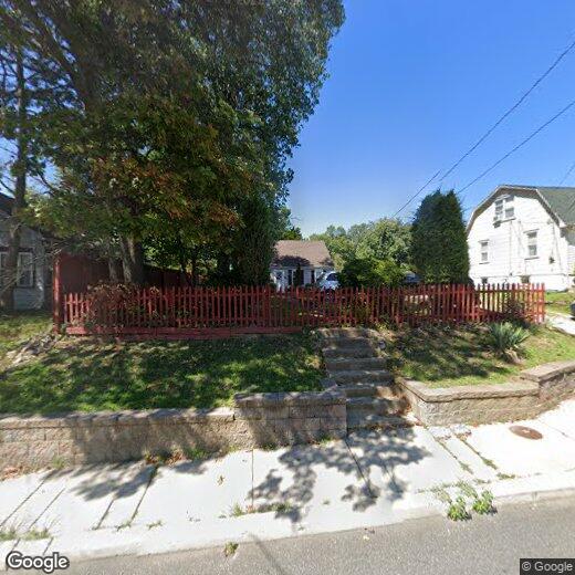Primary Photo - 313 E Clements Bridge Rd