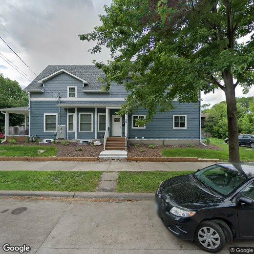 Foto principal - 953 17th Ave SE