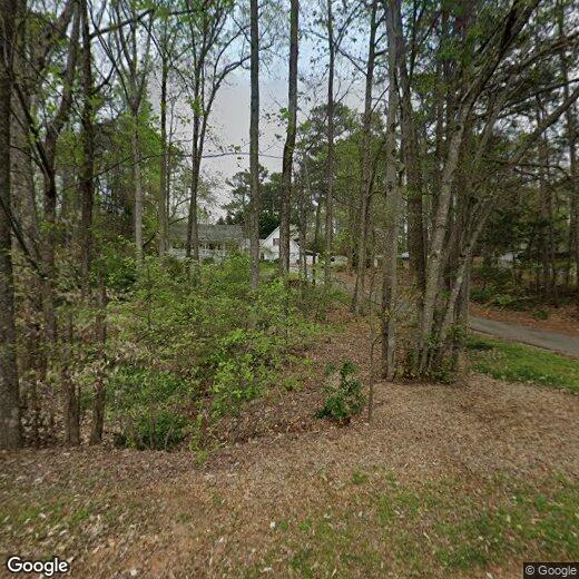 207 Hbr Pt Rd, Seneca, SC 29672 House Rental in Seneca, SC