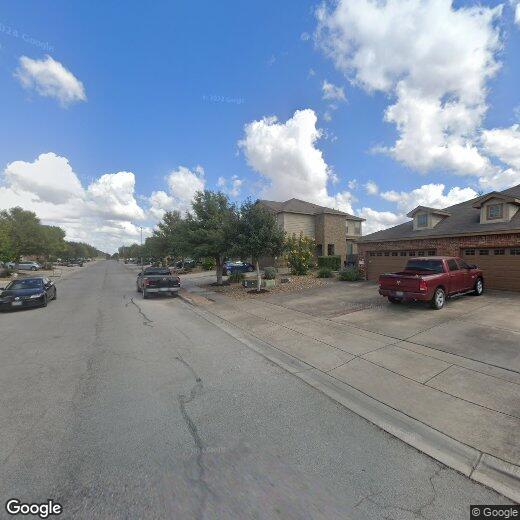 Primary Photo - 665 Creekside Cir