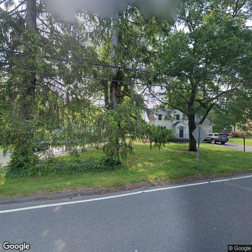 Primary Photo - 32 Nichols Ave