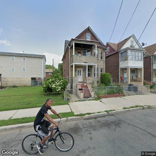 Primary Photo - 9 Krueger Pl