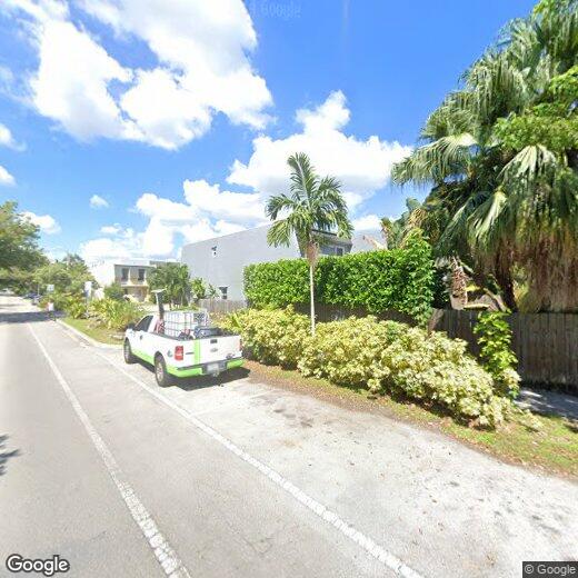 Foto principal - 2457 NE 135th St