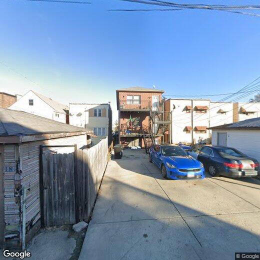 Primary Photo - 3622 S Hoyne Ave