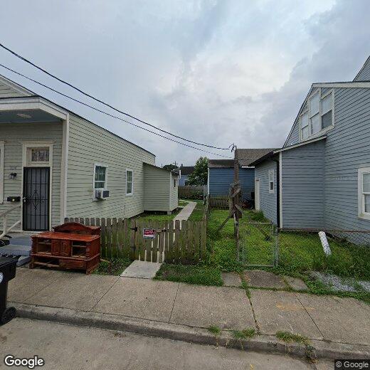 Primary Photo - 2036 Danneel St