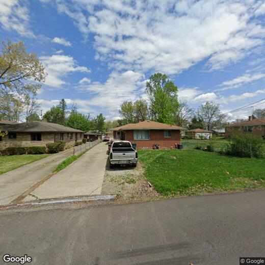 2615 Zesiger Ave, Akron, OH 44312 Room for Rent in Akron, OH