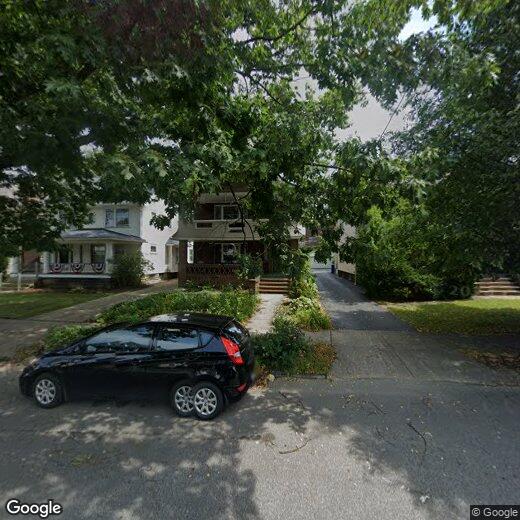 Primary Photo - 2671 E 130th St