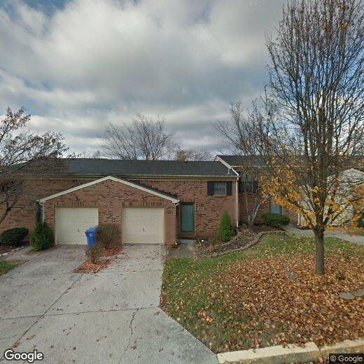 Primary Photo - 1013 Lakefront Dr